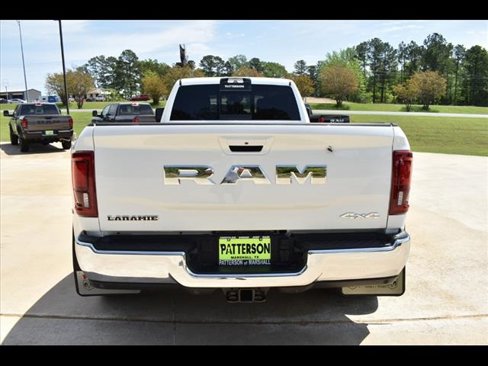 New 2025 RAM 3500 Laramie w/ Towing Technology Group image 3