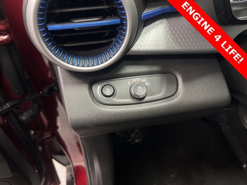 Used 2024 Chevrolet Trax LS image 9