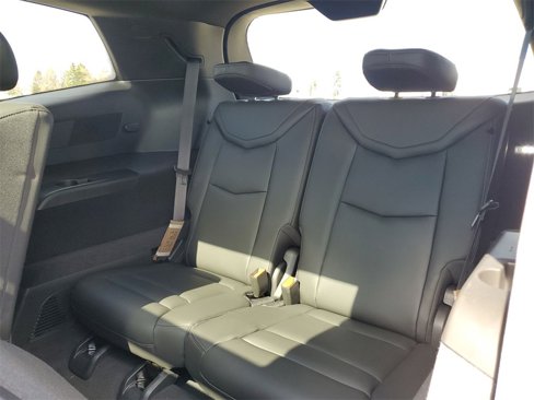 New 2025 Cadillac XT6 Luxury image 25