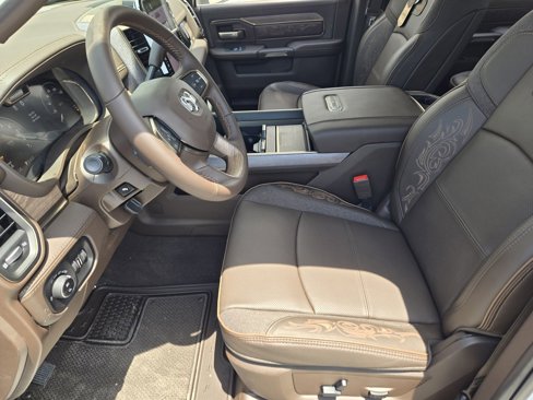 New 2025 RAM 2500 Limited image 12