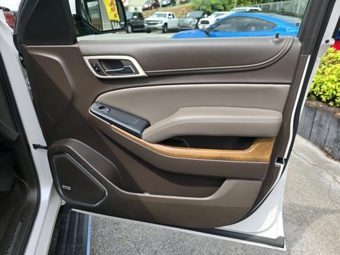 Used 2019 GMC Yukon XL Denali w/ Denali Ultimate Package image 23