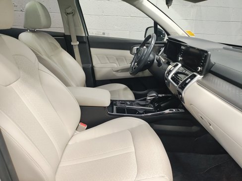 Used 2022 Kia Sorento SX image 7