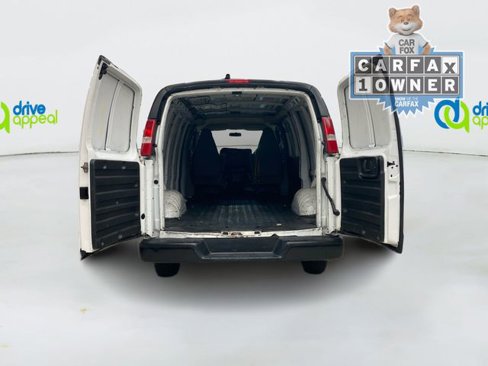 Used 2019 GMC Savana 2500 image 11