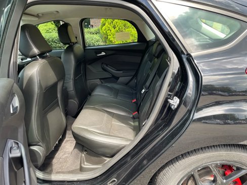 Used 2016 Ford Focus SE w/ Equipment Group 201A image 31