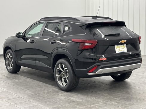 New 2025 Chevrolet Trax LT w/ Driver Confidence Package image 4