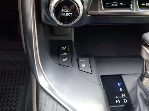New 2025 Lexus LX 600 4WD w/ Luxury Package image 22
