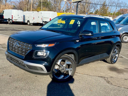 Used 2024 Hyundai Venue SEL image 52
