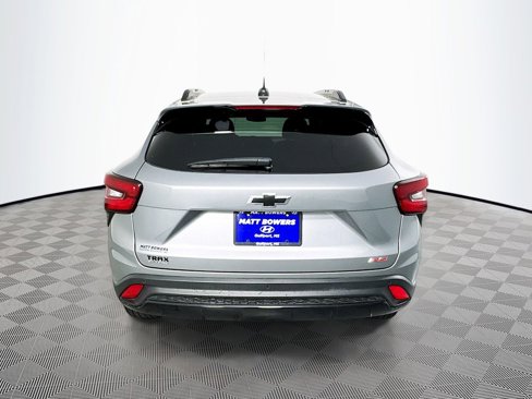 Used 2025 Chevrolet Trax RS w/ Driver Confidence Package image 6