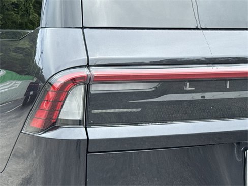 New 2025 Lincoln Navigator Reserve image 10