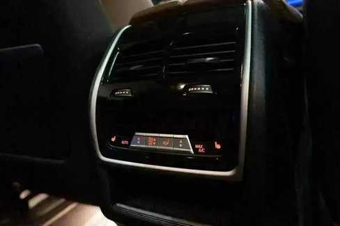 Used 2022 BMW X5 M w/ Competition Package 2 image 32