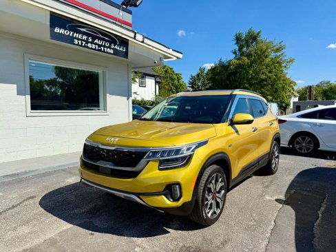 Used 2022 Kia Seltos SX w/ Sunroof Package image 3