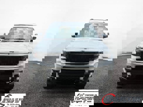 New 2025 Jeep Grand Cherokee L Limited image 8