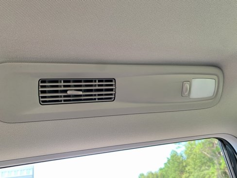 Used 2024 Nissan Armada Platinum w/ Captain's Chairs Package image 22