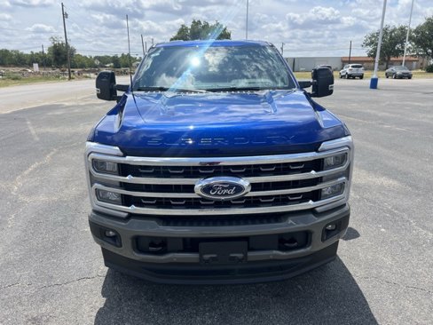 New 2026 Ford F250 4x4 Crew Cab Super Duty image 1
