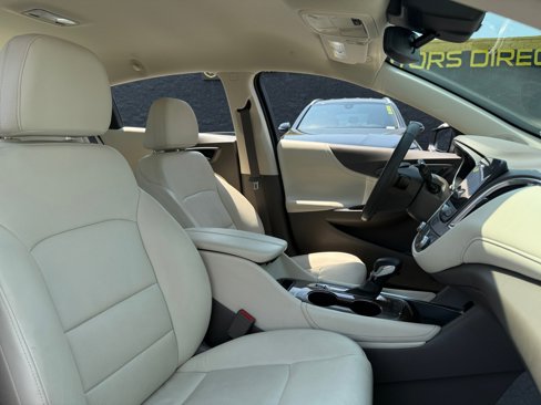 Used 2024 Chevrolet Malibu LT image 19