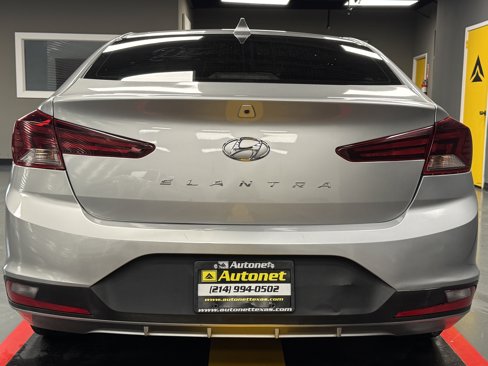 Used 2020 Hyundai Elantra SEL image 5