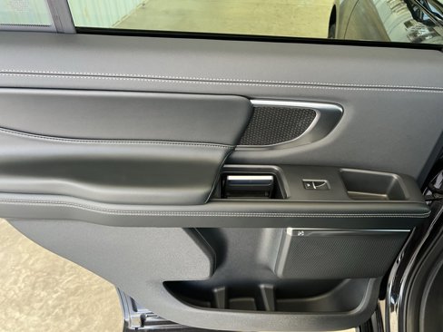 New 2025 Ford Expedition Platinum w/ Stealth Appearance Package image 16