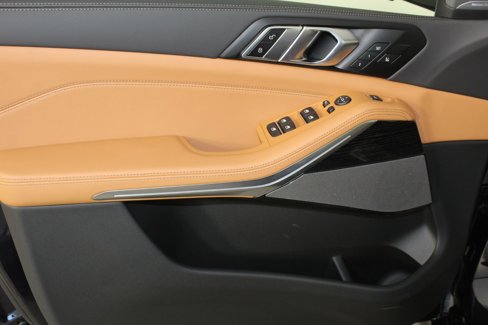 New 2026 BMW X5 xDrive40i w/ Executive Package image 11