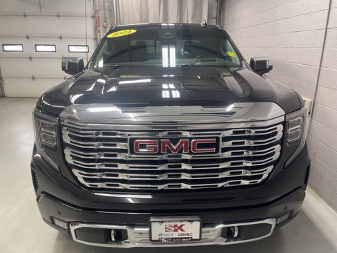 Certified 2024 GMC Sierra 1500 Denali w/ Denali Reserve Package image 6