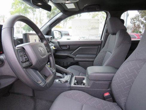 New 2025 Toyota Tacoma SR5 image 18