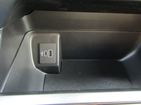 New 2025 Ford F150 XLT w/ Equipment Group 302A MID image 31