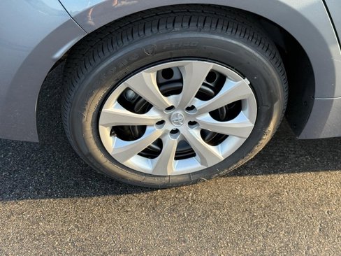 New 2026 Toyota Corolla LE image 5