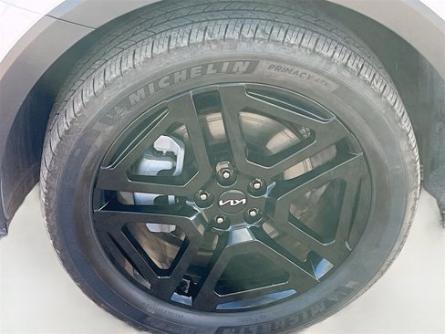 Used 2024 Kia Telluride EX X-Line image 33