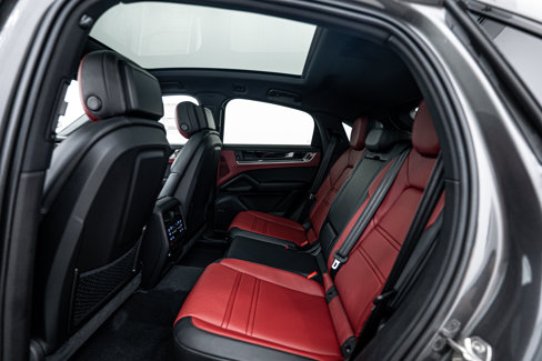 New 2026 Porsche Cayenne S image 24