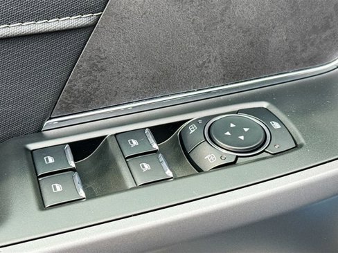 New 2025 Ford F150 XLT image 18
