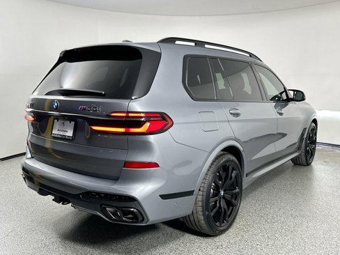 New 2026 BMW X7 M60i image 4