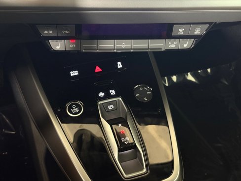 New 2026 Audi Q4 e-tron Premium image 17