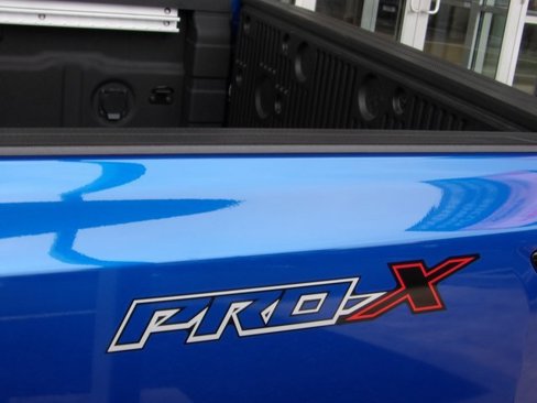 Certified 2025 Nissan Frontier Pro-X w/ Pro Convenience Package image 9