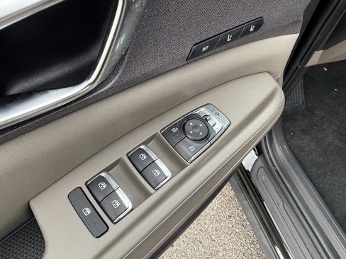 New 2026 Kia Carnival SX image 25