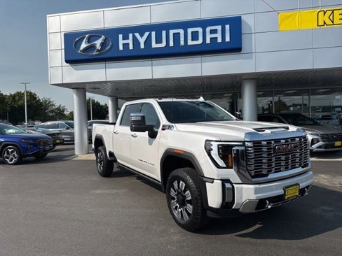 Used 2024 GMC Sierra 3500 Denali w/ Denali Reserve Package image 1