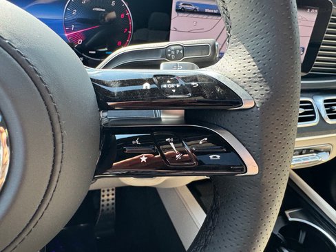 New 2026 Mercedes-Benz GLS 450 4MATIC image 10