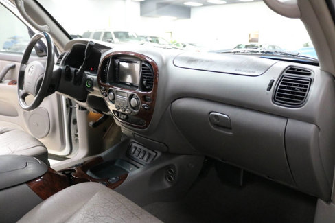 Used 2005 Toyota Sequoia Limited image 18
