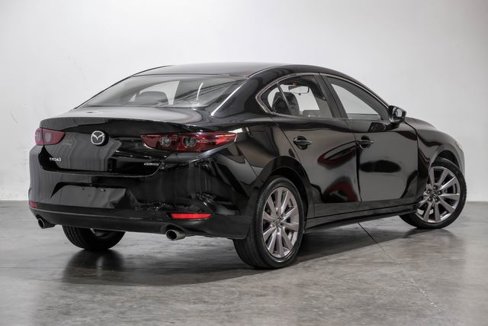 Used 2021 MAZDA MAZDA3 s image 9