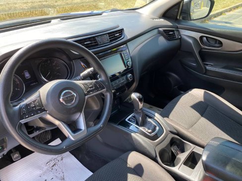 Used 2019 Nissan Rogue Sport S image 7