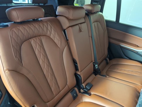 New 2026 BMW X7 M60i image 72