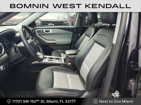 Used 2022 Ford Explorer XLT w/ Equipment Group 202A image 25
