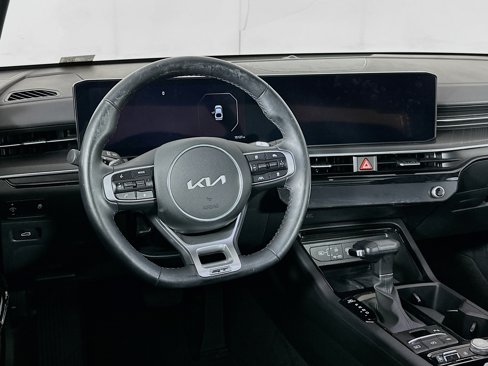 Used 2025 Kia K5 GT w/ GT1 Package image 18