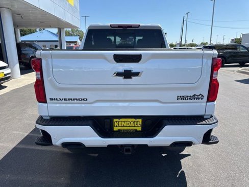 Used 2024 Chevrolet Silverado 1500 High Country image 8