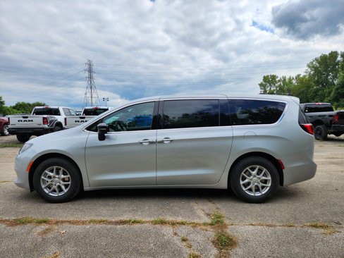 New 2026 Chrysler Voyager LX image 17