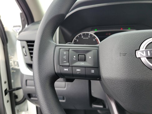 New 2026 Nissan Rogue S image 22