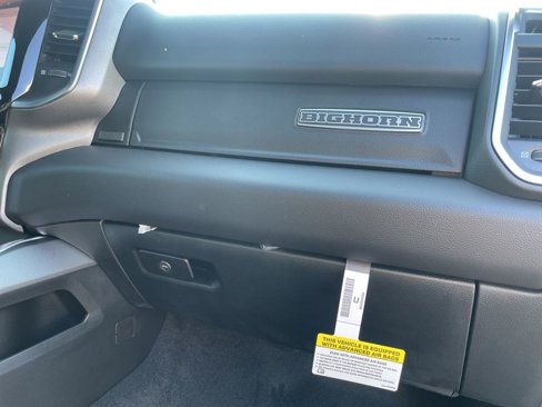 New 2026 RAM 1500 4x4 Crew Cab image 35