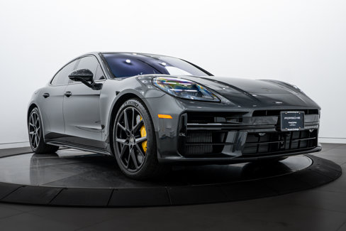 Certified 2025 Porsche Panamera Turbo image 9