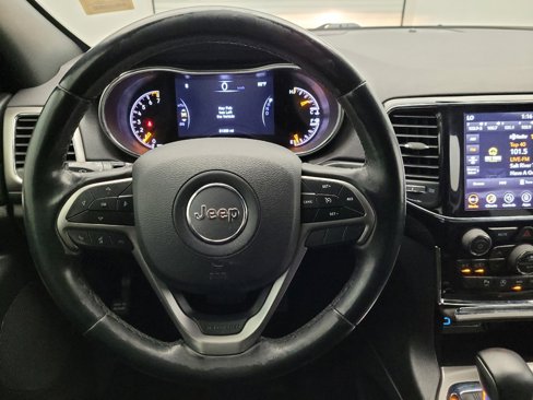 Used 2019 Jeep Grand Cherokee Altitude image 22