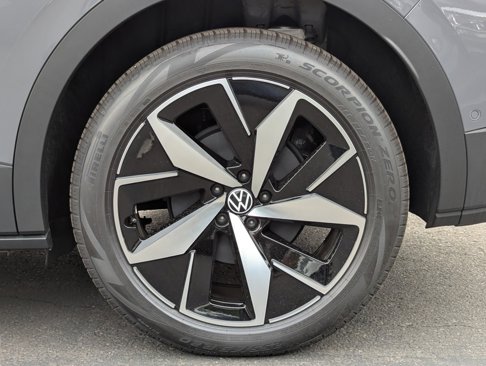 New 2025 Volkswagen ID.4 Pro S image 38