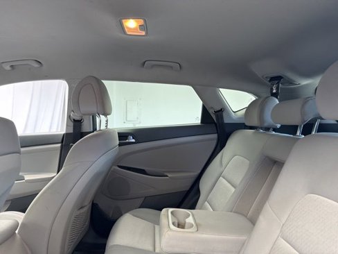 Used 2017 Hyundai Tucson SE image 11