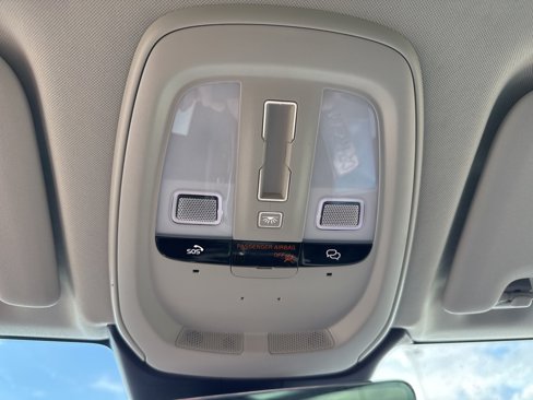Certified 2025 Volvo XC60 B5 Plus image 16